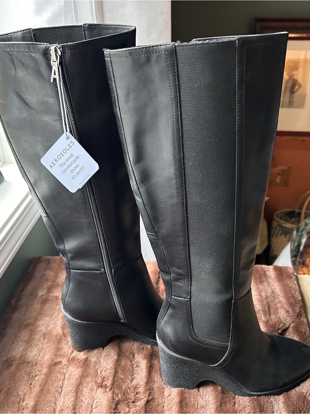 New Aerosoles Women's Memphis knee high semi wedge boots size 7.5 side Zip